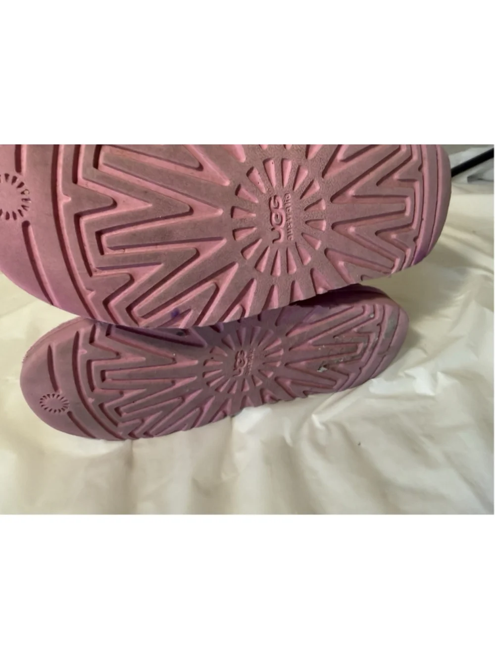 GIRLS UGG AUSTRALIA PINK SEQUIN WINTER BOOTS SHEEPSKIN LINED SPARKLE US 3/UK 2